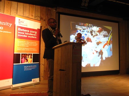 Stephen Ucembe van de Kenya Society of Careleavers vertelt zijn verhaal