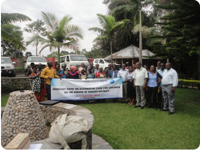 Nieuws uit Rwanda - achtergelaten bij de grens