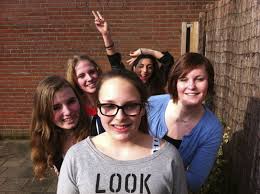 How to survive pleegzorg – filmpjes gemaakt door pleegjongeren